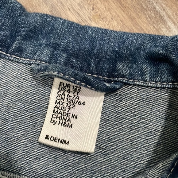 H&M Kids Denim Jacket “The Orange Tiger” Back Mural Patches Size 6-7 Blue - Picture 5 of 5